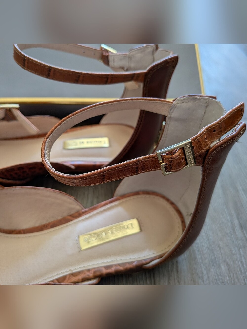 Louise et Cie Anthropologie Croc-Embossed Pointed Mary Jane Flats Size 8.5 - Picture 4 of 9